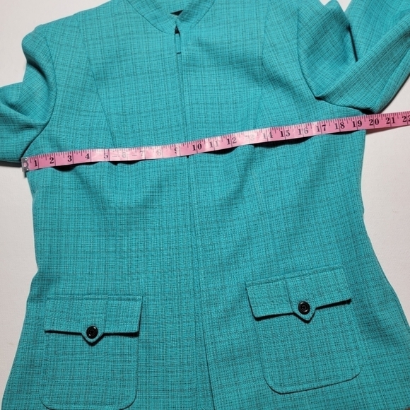 Perceptions new york size 10 jacket blazer. Color is green close to teal - Picture 9 of 12